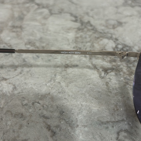 Quay High Key Mini - Picture 4 of 5